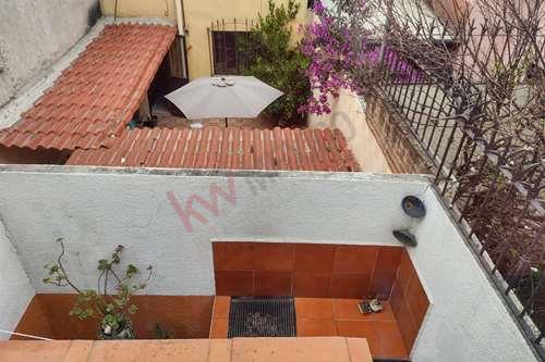 Imagen 4 de VENTA CASA EN PRIVADA HACIENDA SAN JORGE CERCA DEL PARQUE SIERRA MORELOS, TOLUCA