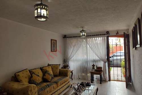 Imagen 13 de VENTA CASA EN PRIVADA HACIENDA SAN JORGE CERCA DEL PARQUE SIERRA MORELOS, TOLUCA