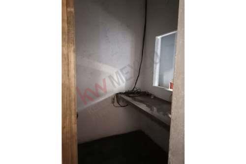 Imagen 19 de RENTA LOCAL COMERCIAL EN AVENIDA PRINCIPAL EN TOLUCA CENTRO