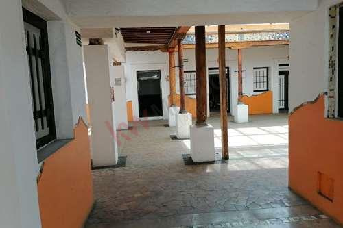 Imagen 9 de RENTA LOCAL COMERCIAL EN AVENIDA PRINCIPAL EN TOLUCA CENTRO