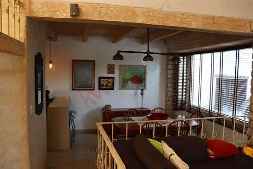 Imagen 16 de Hermosa casa en venta en Valle de Bravo, ideal para recién casados, o para familia pequeña.