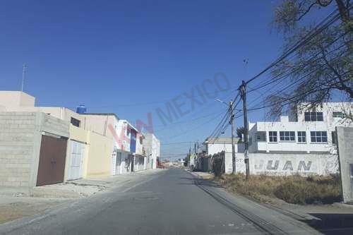 Terreno en Venta en Metepec, San Gaspar Tlahuelilpan Estado de México