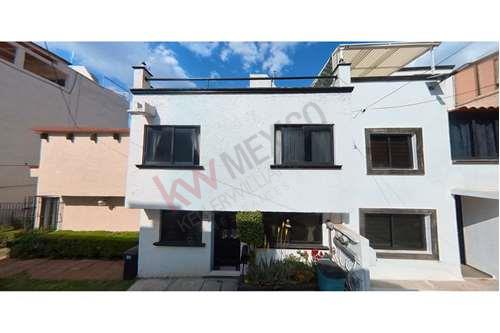 Oportunidad, venta de casa en Huxquilucan, Estado de México.