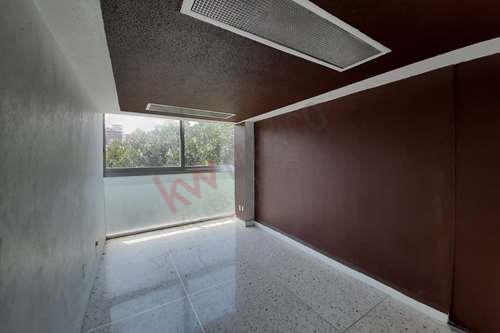 Imagen 13 de Renta de oficina 33 m2, recién remodelada muy bien ubicada en Colonia Roma Sur, calle Taxco en 3er p