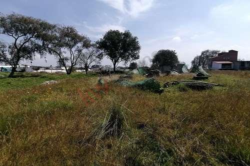 Imagen 5 de Venta de terreno en Metepec, acceso por Avenida Codagem