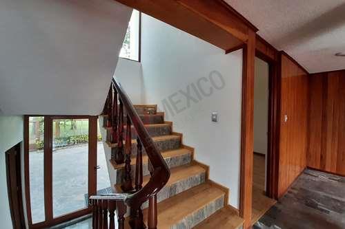 Imagen 18 de Casa en venta en club de golf en San Carlos, Metepec