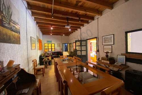 Imagen 24 de Inmueble en venta para oficinas en Barrio de San Miguel a 2 minutos del centro de Metepec