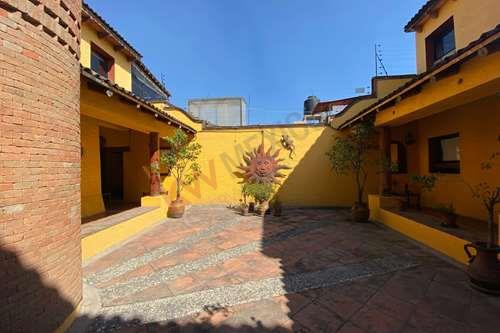 Imagen 21 de Inmueble en venta para oficinas en Barrio de San Miguel a 2 minutos del centro de Metepec