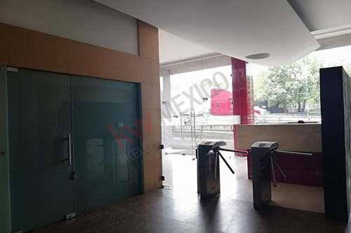 Imagen 11 de Oficina en edificio corporativo de 135 m2 en Av. Constituyentes una de las mejores y mas comunicadas