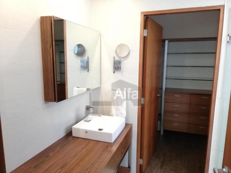 Imagen 11 de  Se vende bonito departamento de 2 recámaras y cuarto de servicio en el condominio Infiniti