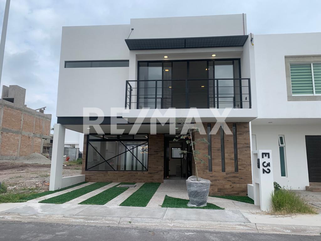 CASA EN VENTA