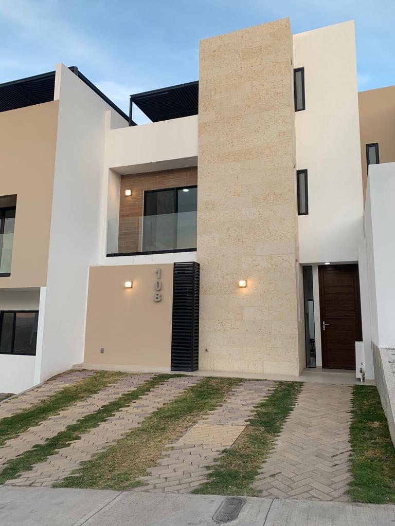 CASA EN CONDOMINIO EN VENTA