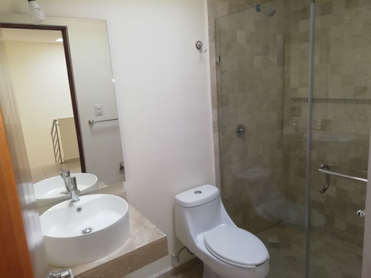 Imagen 4 de Casa en condominio con alberca en Cumbres de Juriquilla