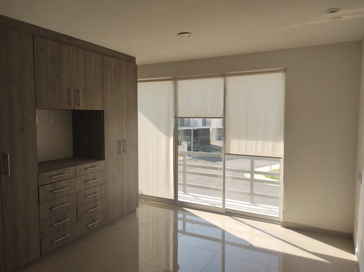 Imagen 10 de Casa en Renta en San Isidro Juriquilla en condominio