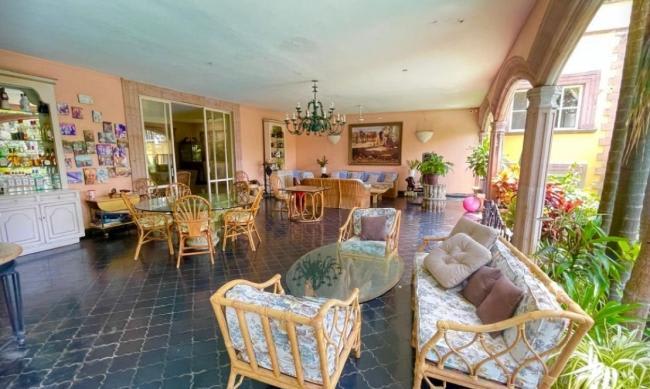 Imagen 6 de Se VENDE casa como terreno comercial en  Acapatzingo.