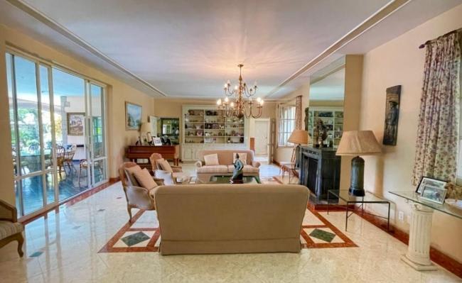 Imagen 9 de Se VENDE casa como terreno comercial en  Acapatzingo.
