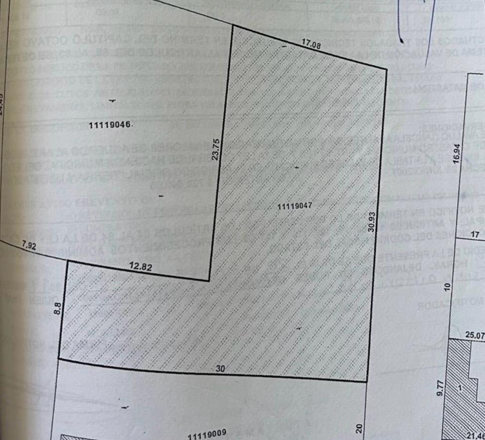 TERRENO EN VENTA EN FRACC. EXCLUSIVO  LOMAS DE VISTA HERMOSA 