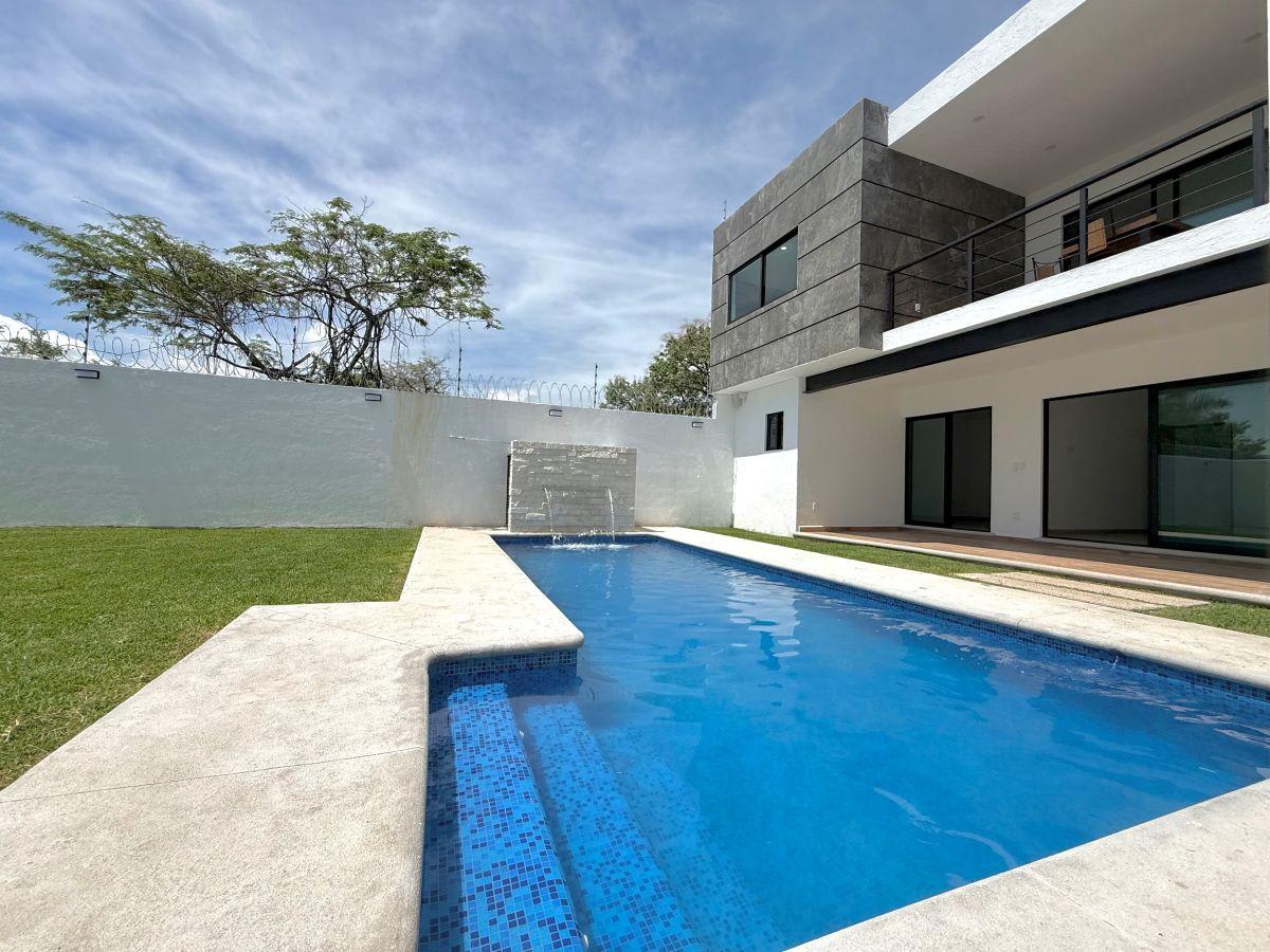 Imagen 4 de Casa con Alberca en Fraccionamiento Brisas, Temixco Morelos