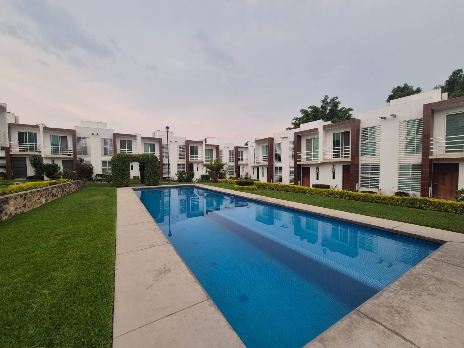 VENTA CASA EN CONDOMINIO EN JIUTEPEC