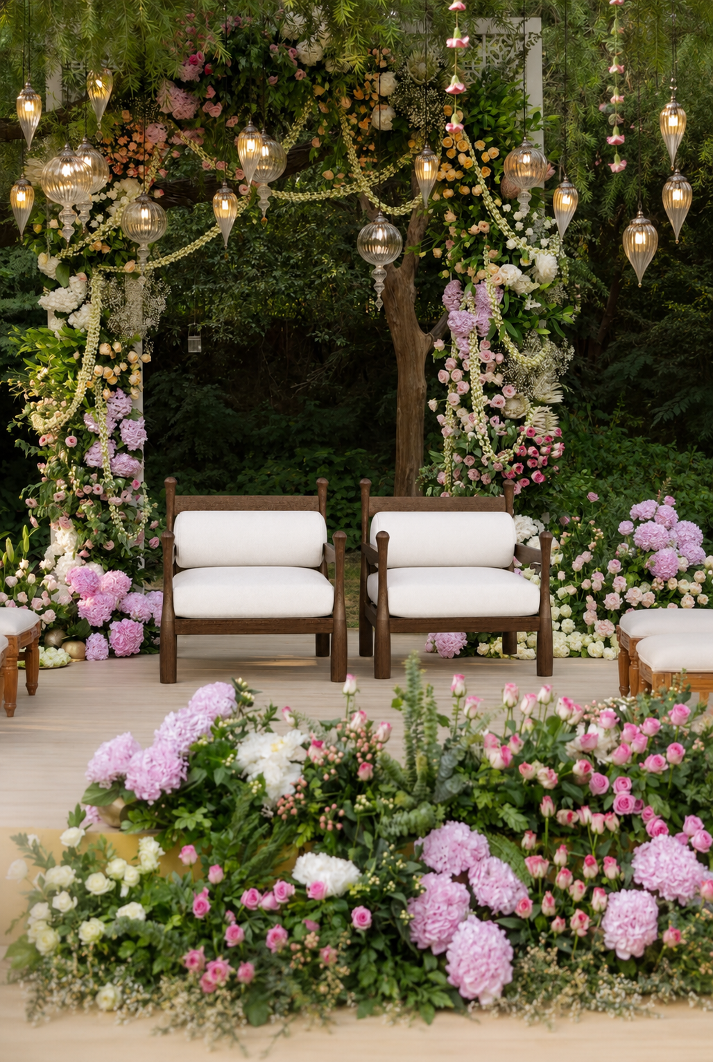 Pitufi Mandap Chair
