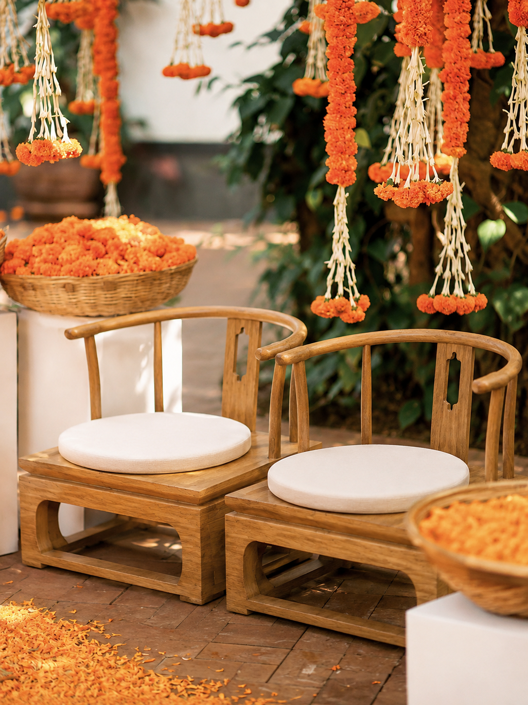 Nara Mandap Chair