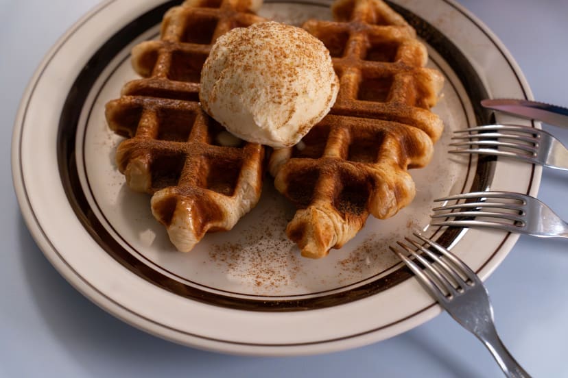 Croffles: The Perfect Marriage of Croissant and Waffle 🥐✨