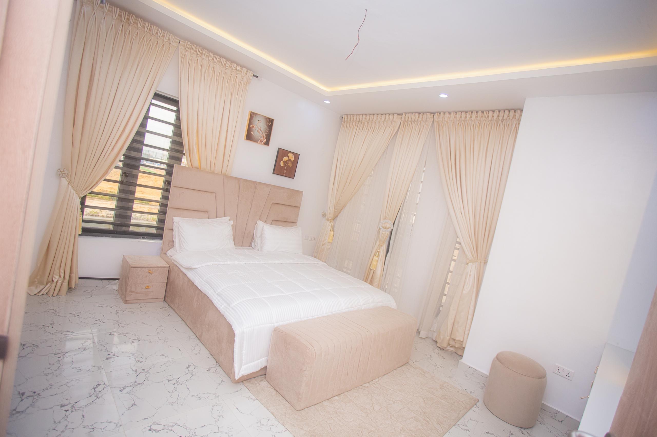 3BEDROOM BUNGALOW +BQ @ CELEBRATION PARKLAND ESTATE Eleko, Lekki - Image 5