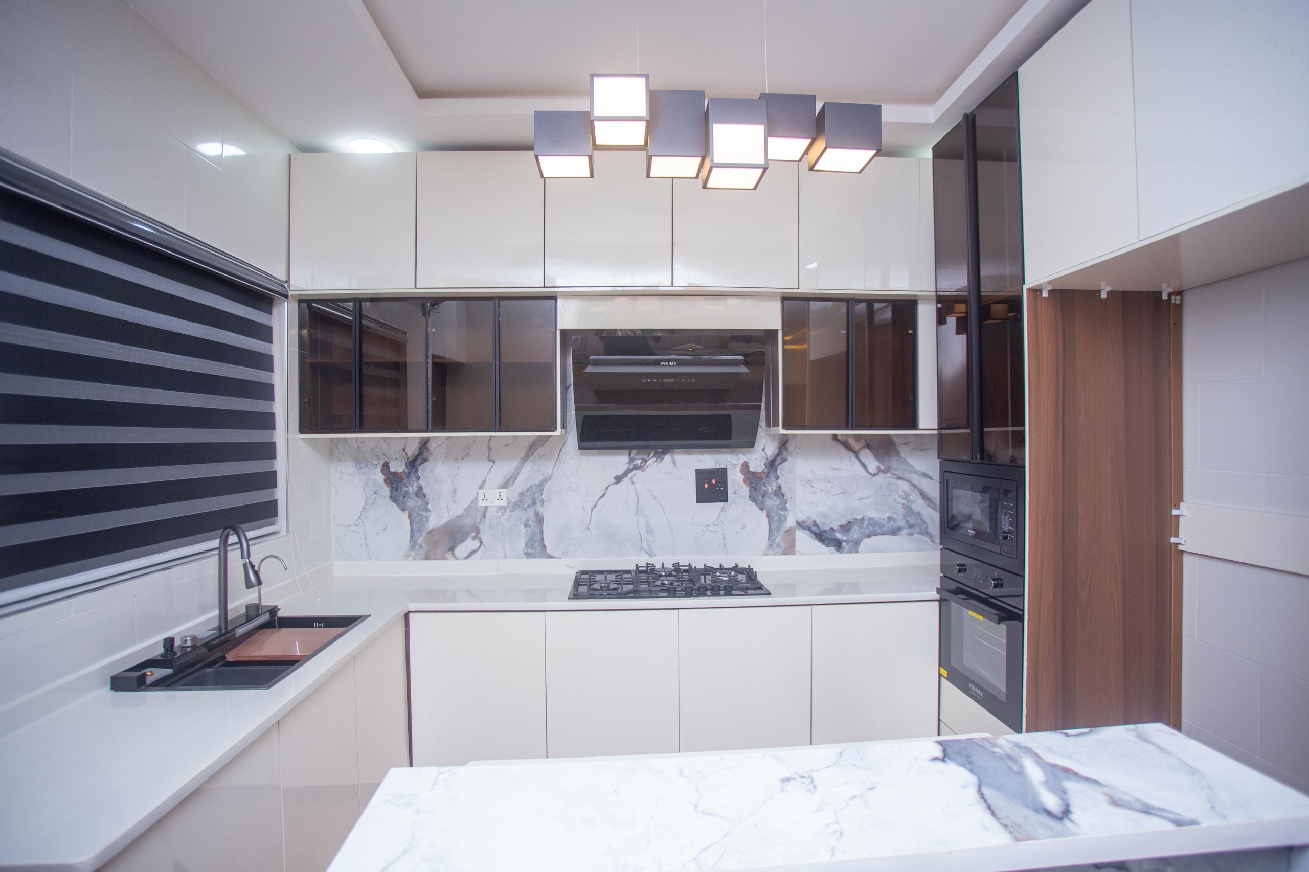 3BEDROOM BUNGALOW +BQ @ CELEBRATION PARKLAND ESTATE Eleko, Lekki - Image 8