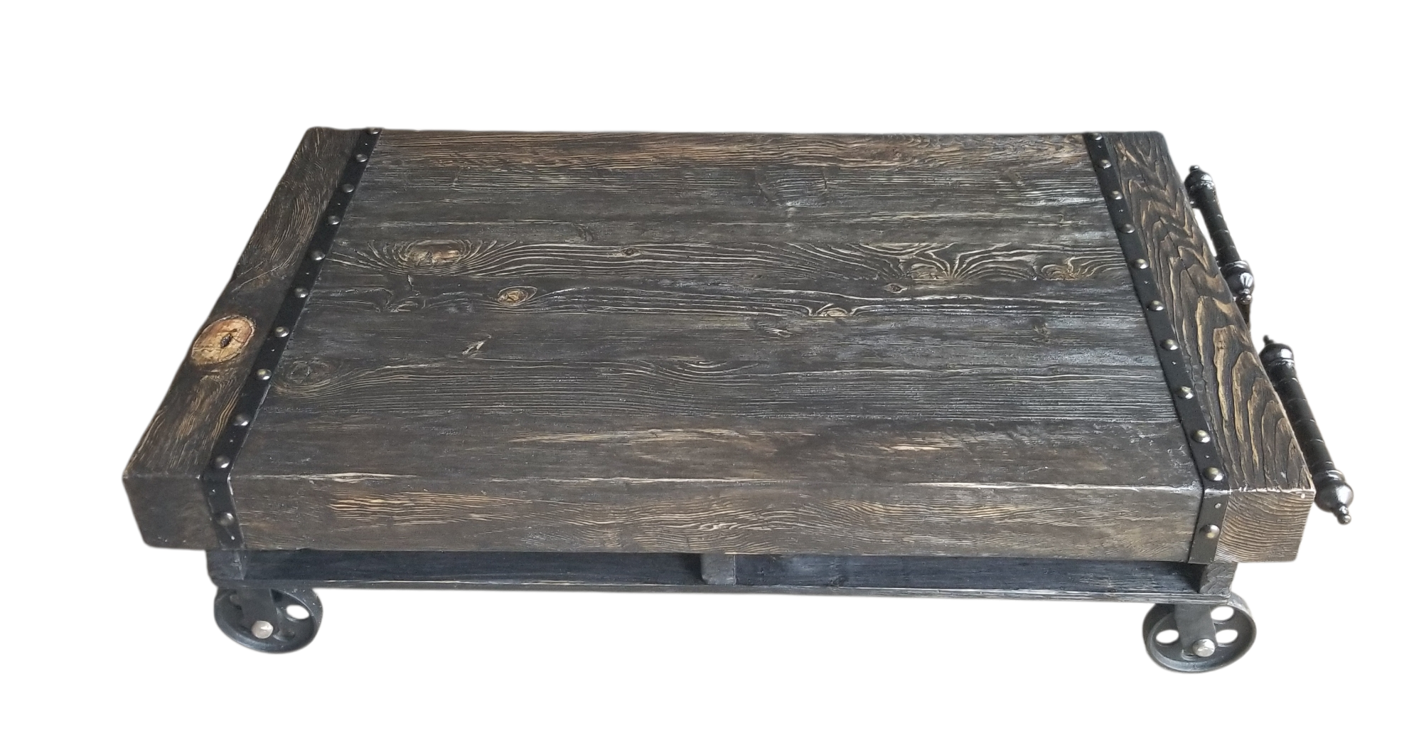 Rustic Coffe Table on wheels