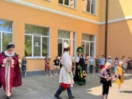 В лагерях с дневным пребыванием детей прошел Пушкинский день