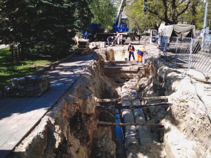 Прорыв на улице Орбитальной в Ростове будут ремонтировать до понедельника