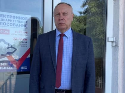 В Ростовской области свой выбор на предварительном голосовании вместе с избирателями делают секретари местных отделений «Единой России»