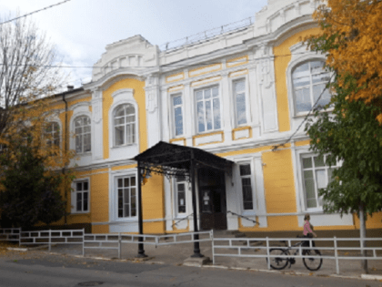 В топ-200 лучших школ России попал таганрогский лицей №4