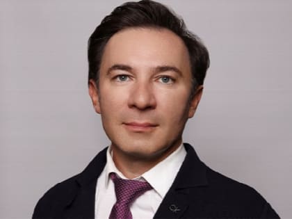 С праздником весны и труда поздравляет председатель профсоюзной организации ЮФУ