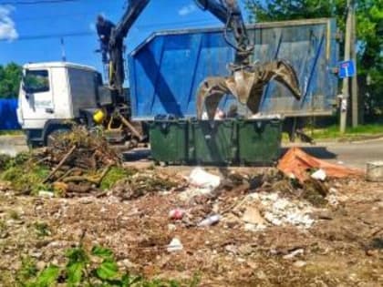 Алексей Логвиненко: «Более 90 тысяч кубометров мусора убрали в Ростове с начала года»
