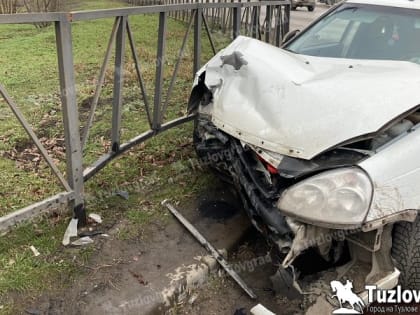 На Харьковском шоссе в Новочеркасске в ДТП травмы получила пассажирка авто, видео