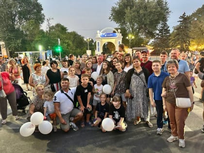 Василий Голубев поздравил Таганрог с юбилеем