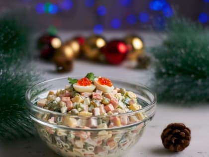 Этот оливье вас убьет! Врачи признались, кому нельзя есть праздничный салат на Новый год