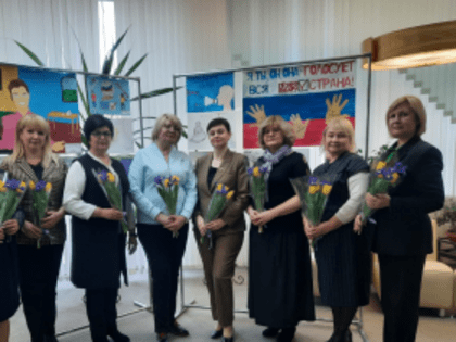 Совет женщин Таганрога поздравили с Международным женским днем