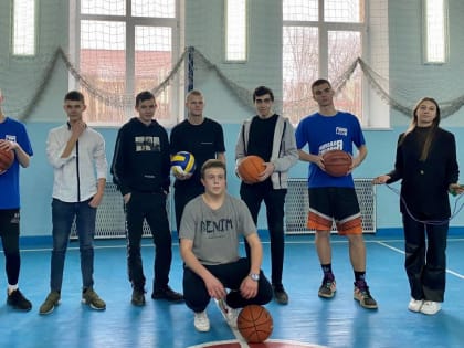 Активисты МГЕР провели тренировку по баскетболу для учащихся школы № 54 в Ростове