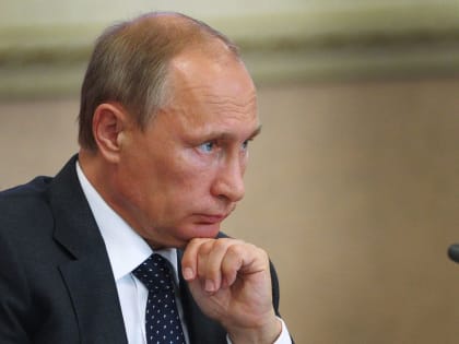 Почему медлит Путин: мнение