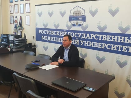 Андрей Пайков рассказал жителям ДНР о реабилитации пациентов с колоректальным раком