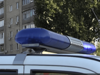 Житель Таганрога украл 330 тысяч рублей у своего знакомого