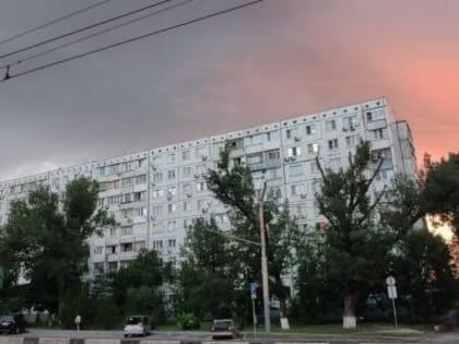В Ростовской области объявлено штормовое предупреждение до конца 1 июня из-за ливней с градом