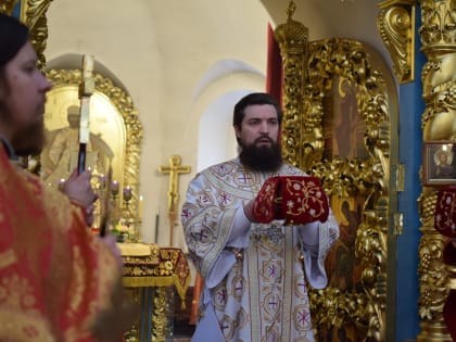 В пятницу Светлой седмицы епископ Таганрогский Артемий совершил Божественную литургию в Донском Старочеркасском Ефремовском мужском монастыре