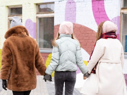 Безопасные каникулы: после 22.00 дети идут домой