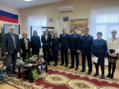 Почетные гости музея – сотрудники и ветераны прокуратуры города Донецка
