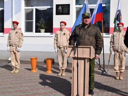 Герои в нашей памяти живут