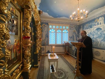 Митрополит Ростовский и Новочеркасский Меркурий совершил панихиду в Знаменской домовой церкви