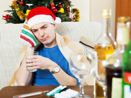 Врач назвал способ избавиться от похмелья